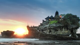 石垣島の透き通る海
